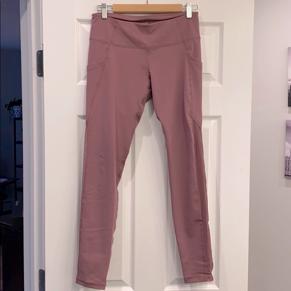 Mid rise compression leggings